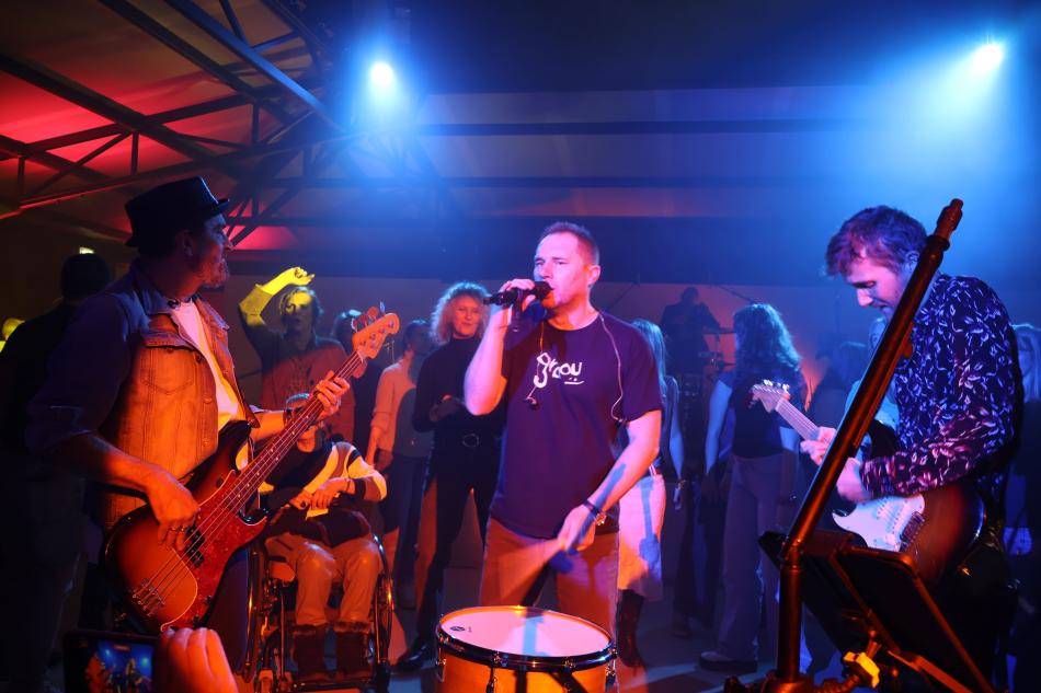 UNE SOIRÉE MEMORABLE